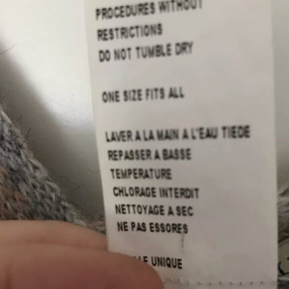 526. Fratelli Talli Womens One Size Poncho - Picture 5 of 5